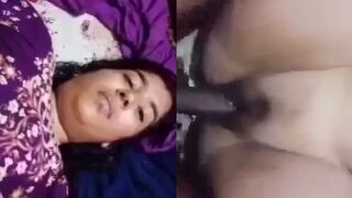 Padosan bhabhi ki gori moti chut ko choda