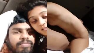Slim sexy girl nai maje se chodi boyfriend ka bada lund ko