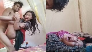 Cute girl ko godi mai uthaake kiya uski hard chudai